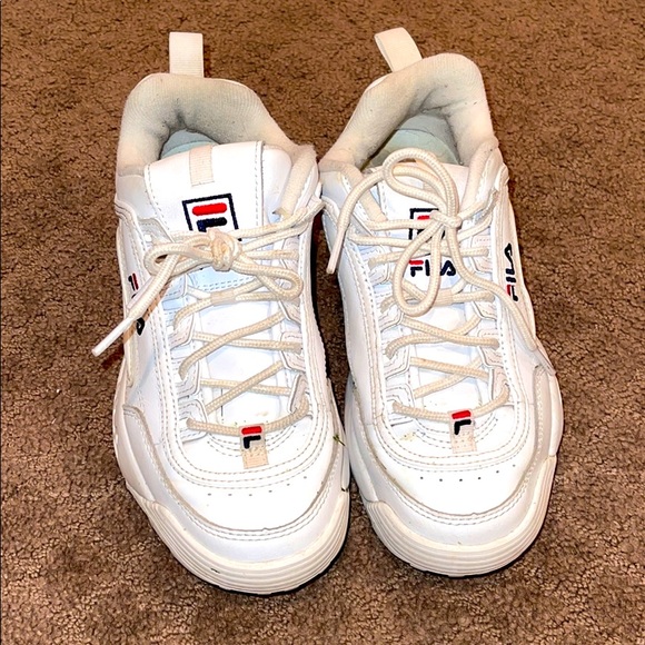 Filas - Picture 1 of 2